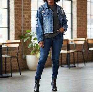 Daisy Women's Distressed Denim Jacket size 3X